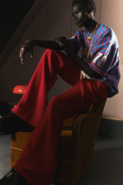 Look 37